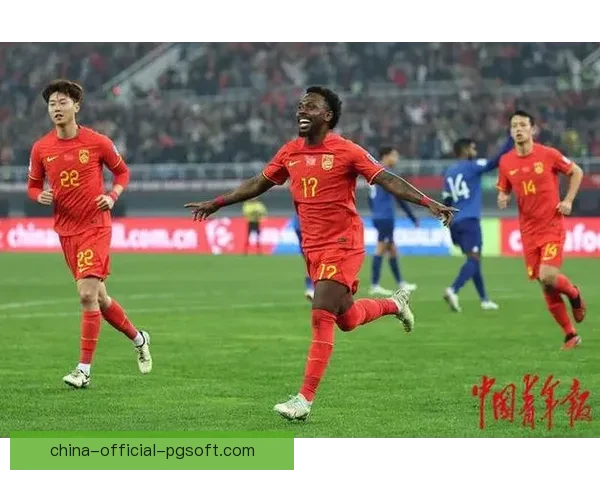 中国男足世预赛大胜新加坡 4-1 强势迎战下一轮挑战